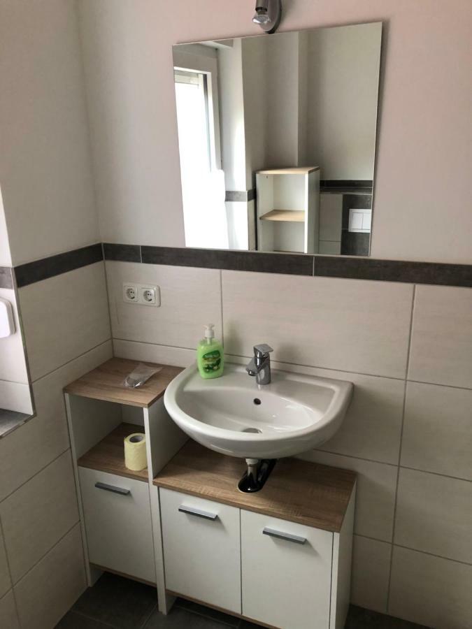 Kleiner Vampir Apartment Thale Ngoại thất bức ảnh